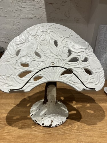 Vintage heavy cast iron - heavy, white