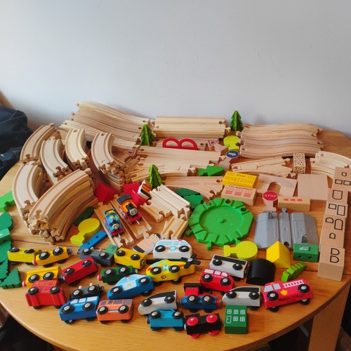 Bundle 130 wooden pieces - pieces, brio