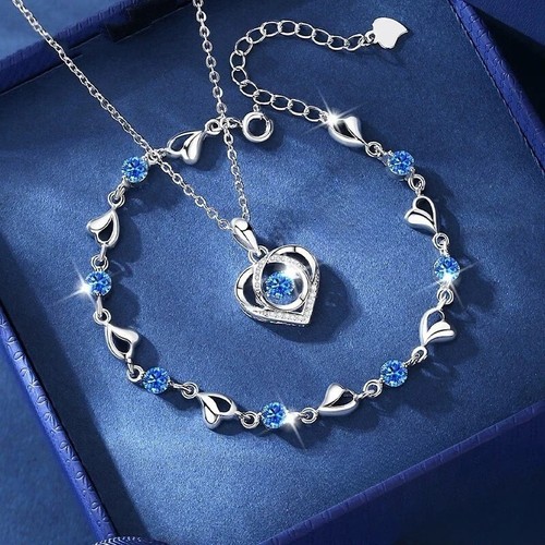 Crystal heart linked charm - heart,