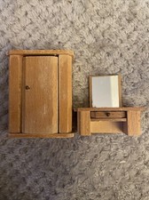 VINTAGE DOL TOI DOLLS HOUSE