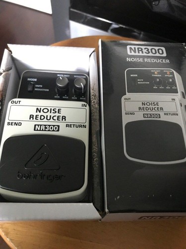 Behringer 300 - nr,