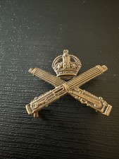 Machine Gun Corps MGC Cap Badge - J.R GAUNT LONDON Makers Tab - Lugs GL