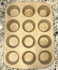 EUC Pampered Chef Stoneware