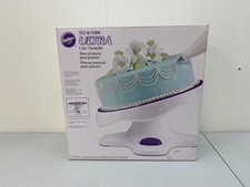 Wilton Tilt-N-Turn Ultra Cake Turntable and Cake Stand