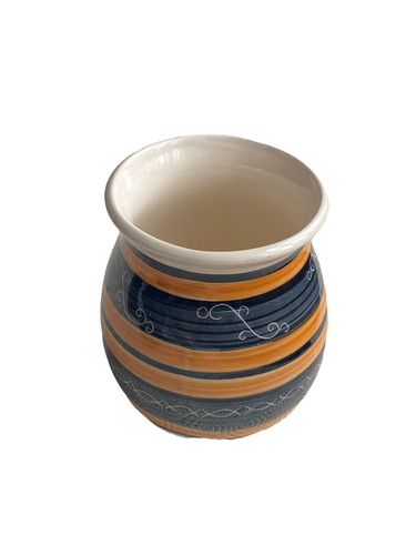 Vintage dee cee pottery - dee,
