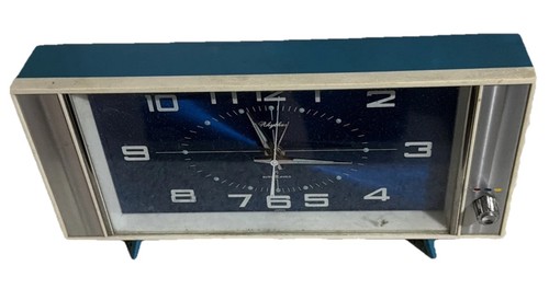 Vintage musical alarm clock - ,