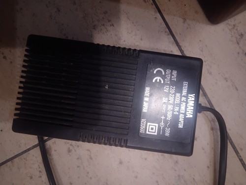 Yamaha keyboard power supply