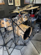 dw performance drum kit natural finish