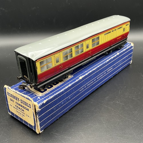 1956 hornby dublo d11 - hornby, corridor