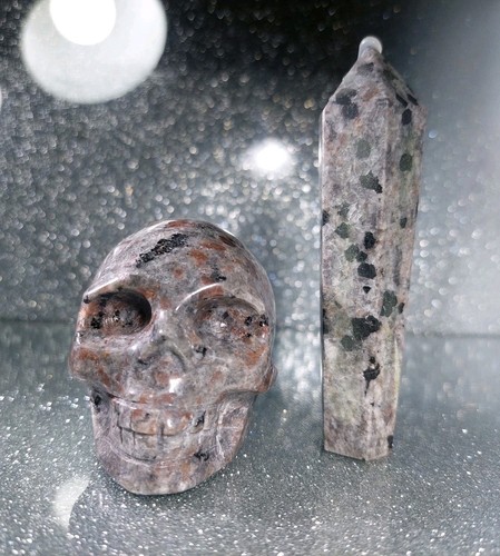Yooperlite skull 225 - skull, 225.3g