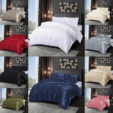3 Piece Jacquard Duvet Cover