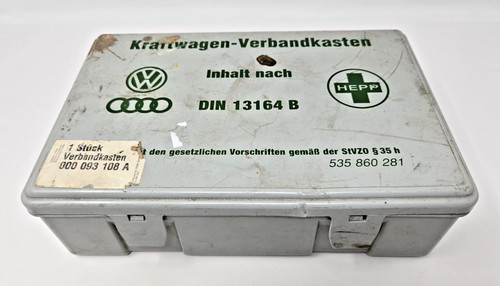 Vintage 2004 volkswagen - vintage, vw