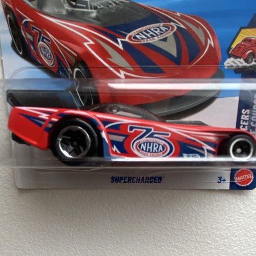 Hot wheels drag - racers, piste