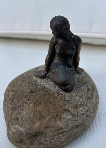 Figurine fantasy mythology - figurine,