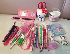 Hello Kitty Vintage & Modern