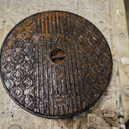 Cast iron manhole drain cover - cast,