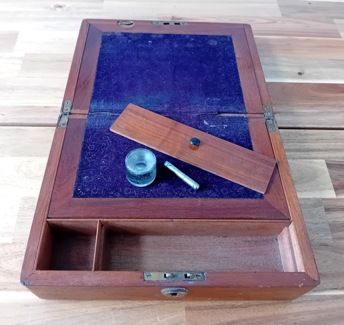 Small antique vintage - antique,