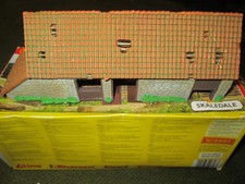 HORNBY SKALEDALE R9648 DERELICT STABLES BOXED  OO SCALE