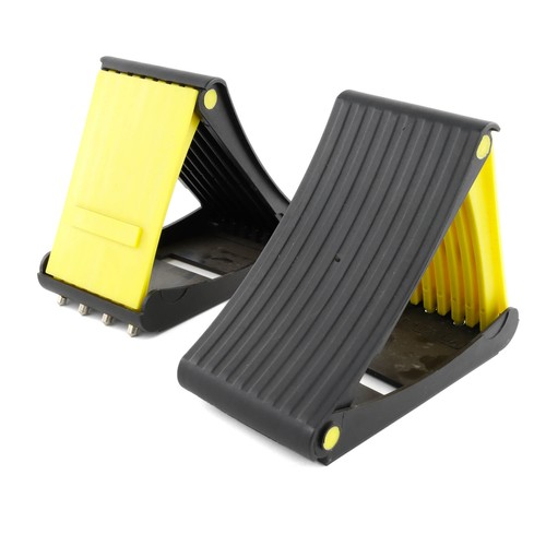 Leisurewize wheel chocks with - wheel,