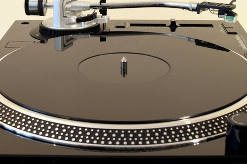 Gloss black turntable platter - gloss,