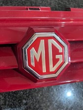 MG/Austin Montego Turbo Front Grill painted in red, lovely condition rare.