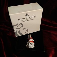 Royal Doulton M222 Noelle