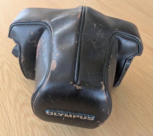 Olympus leather brown case - leather,