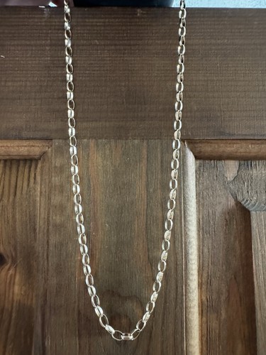 9ct gold oval - belcher, chain