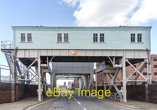 Photo 6x4 lift bridge - 6x4, stanley