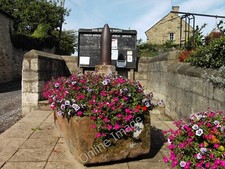 Photo 6x4 The War Memorial at