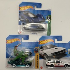Hot Wheels Surf's up, Alfa Romeo GTV6 3.0 and Czinger 21C