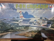 ESCI/ERTL 1/72 #9074 F-8H Crusader Model Kit Contents Sealed