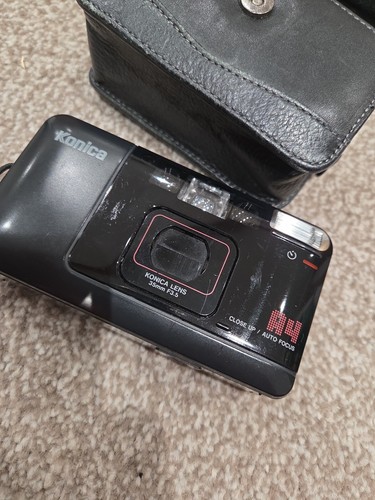 Konica close auto focus - up,