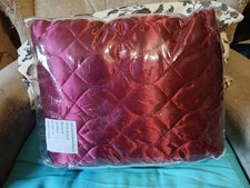 KINGSIZE SATIN QUILTED BEDSPREAD SHAM BURGUNDY WITH 2 PILLOWCASES NEW