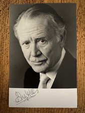 John Mills Signed Autographed