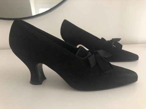 Edwardian heels black suede - edwardian,