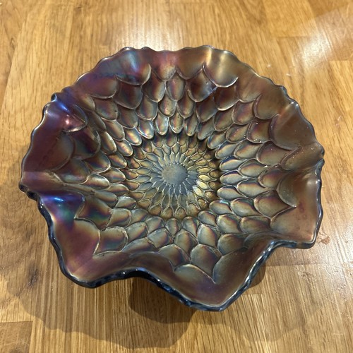 Dugan carnival glass fish - dugan,