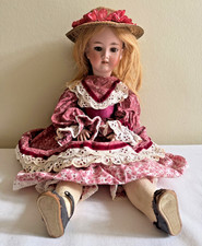 ANTIQUE ARMAND MARSEILLE 390