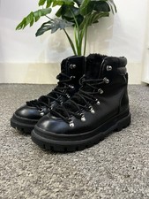 Women’s Punk / Grunge Style