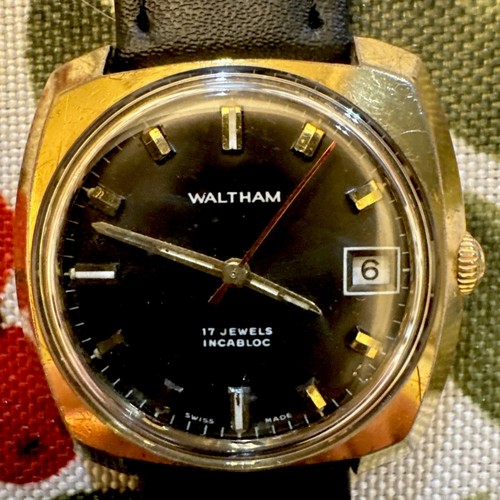 Vintage waltham black dial - waltham,