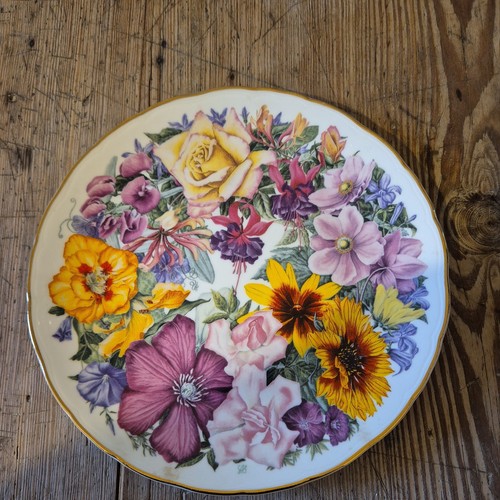 Royal albert collectors plate - albert,