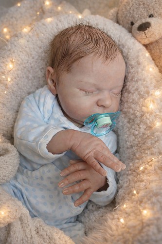 Reborn baby laura - baby,