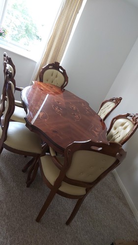 Oval serpentine mahogany