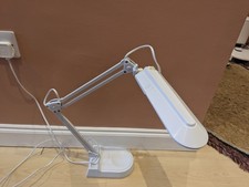 Derma UVB Narrowband Phototherapy Device Lamp CareLamps