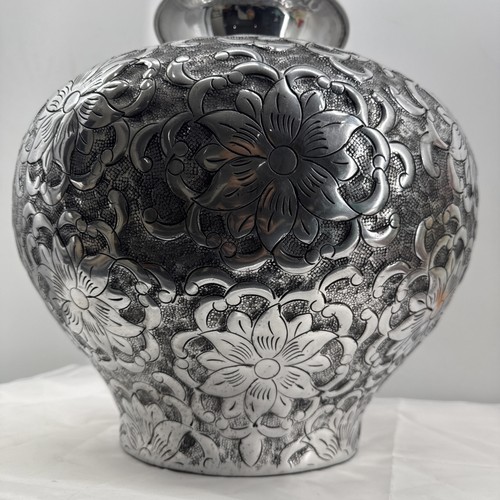 Large hammered metal floral - metal,