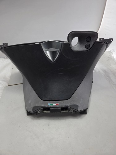 Piaggio x10 glove box - x10,