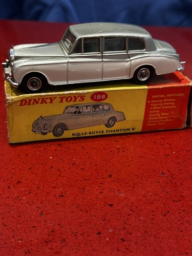 Dinky 198 rolls royce - 198, phantom