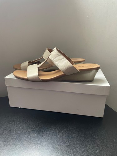 Russell bromley white - bromley,