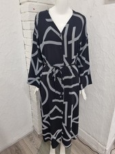 BNWT Tesco Black And White
