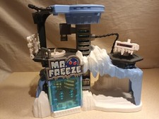 imaginext dc  Mr Freeze Artic Fortress Headquarters Play set